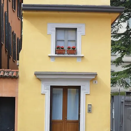 Lora Luxury House, Parking With A Reservation Como Buitenkant foto